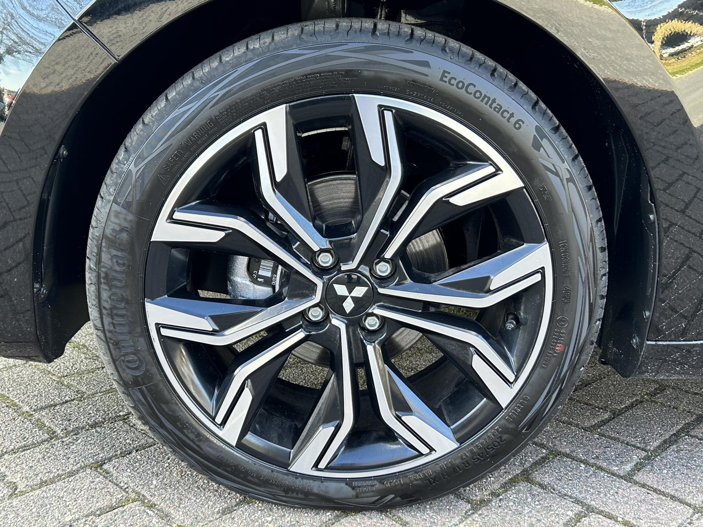 Mitsubishi Mitsubishi