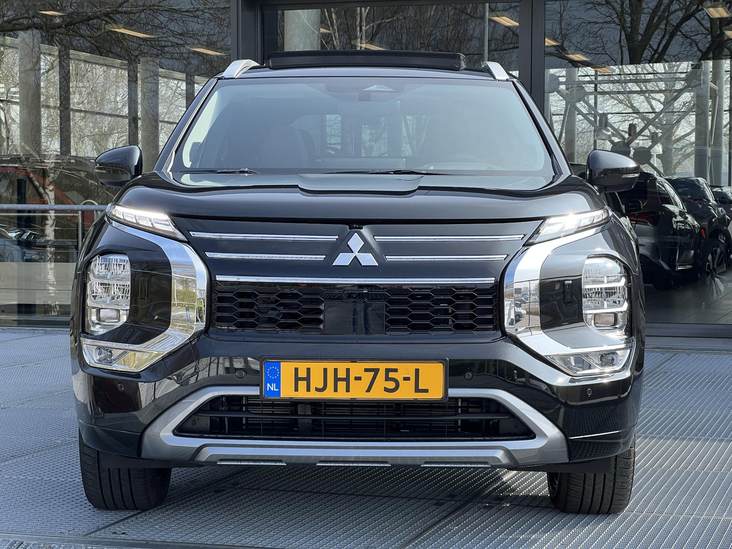 Mitsubishi Mitsubishi