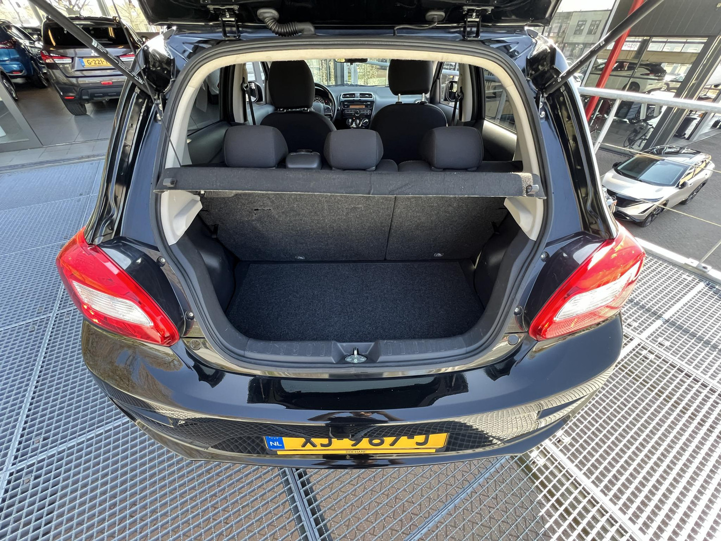 Mitsubishi Mitsubishi