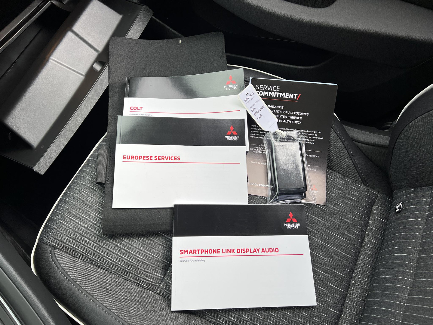 Mitsubishi Mitsubishi