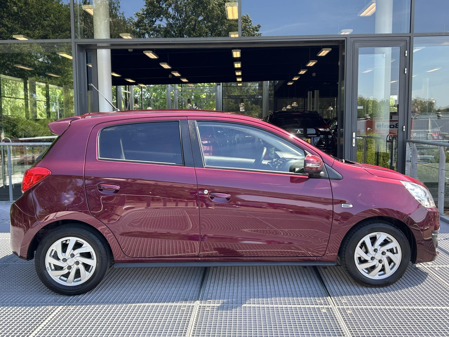 Mitsubishi Mitsubishi