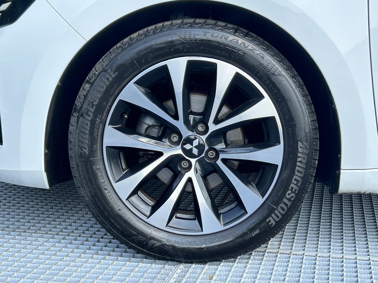 Mitsubishi Mitsubishi