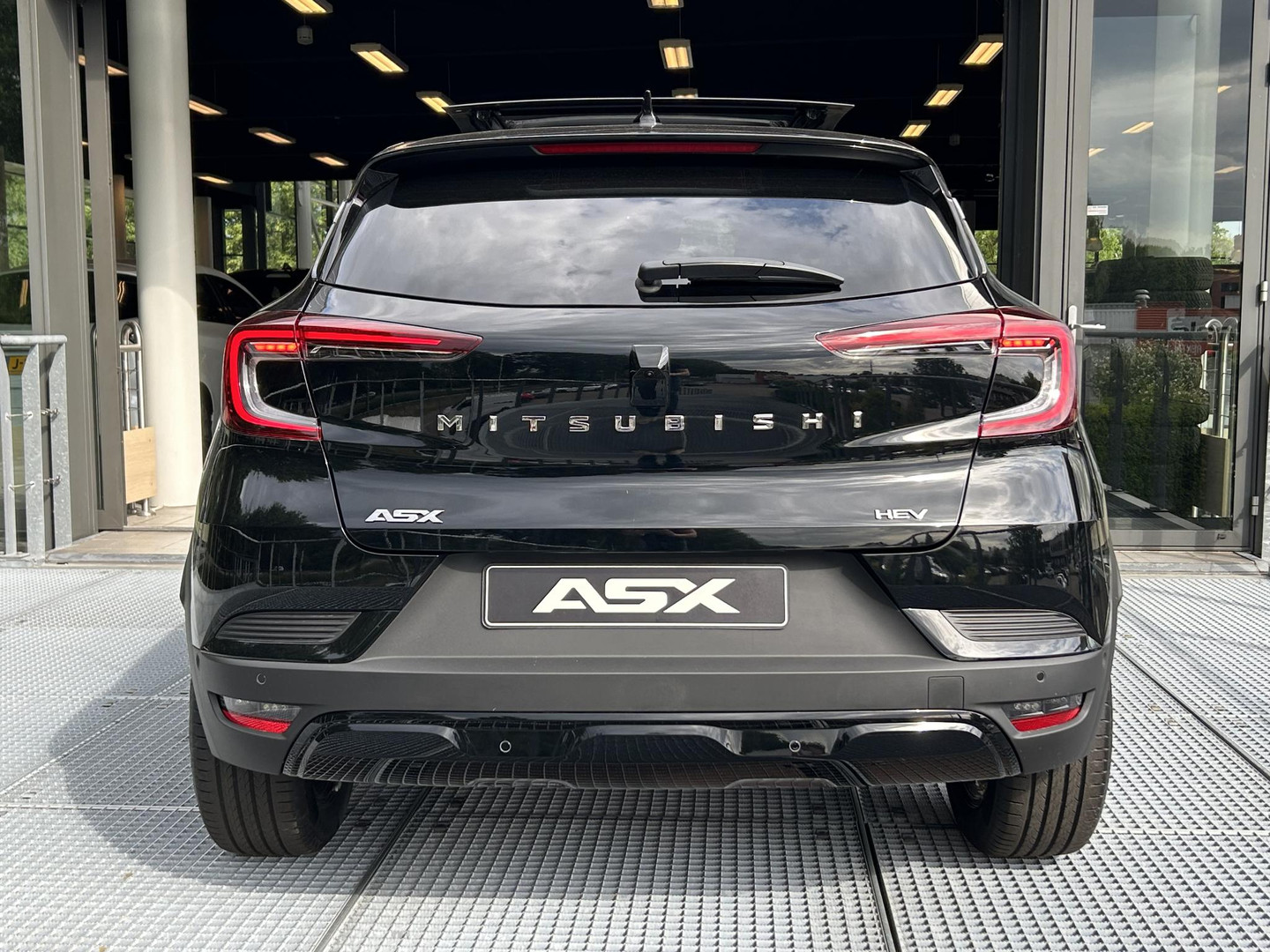 Mitsubishi Mitsubishi