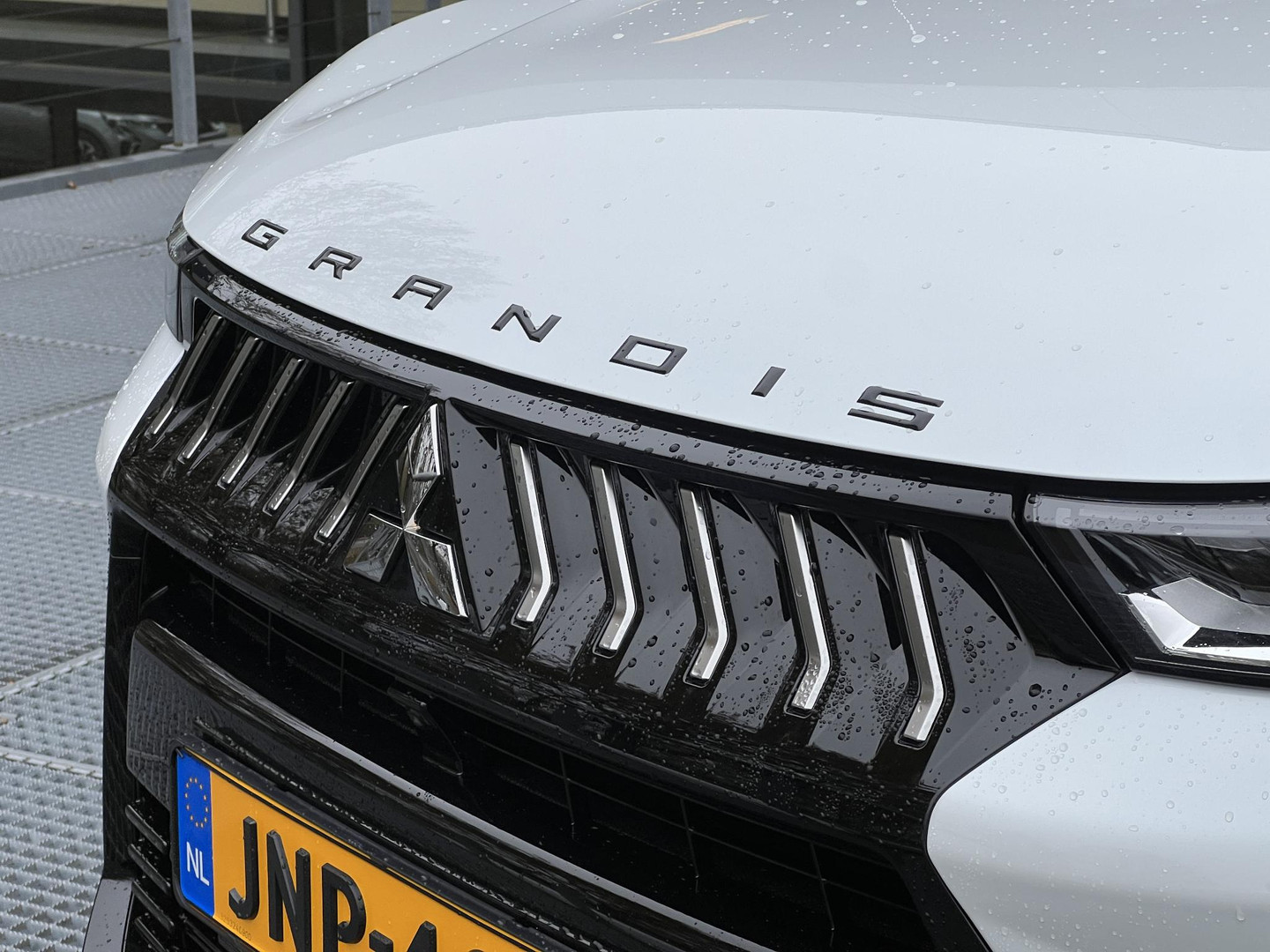 Mitsubishi Mitsubishi