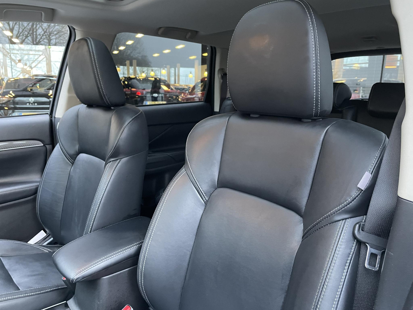 Mitsubishi Mitsubishi