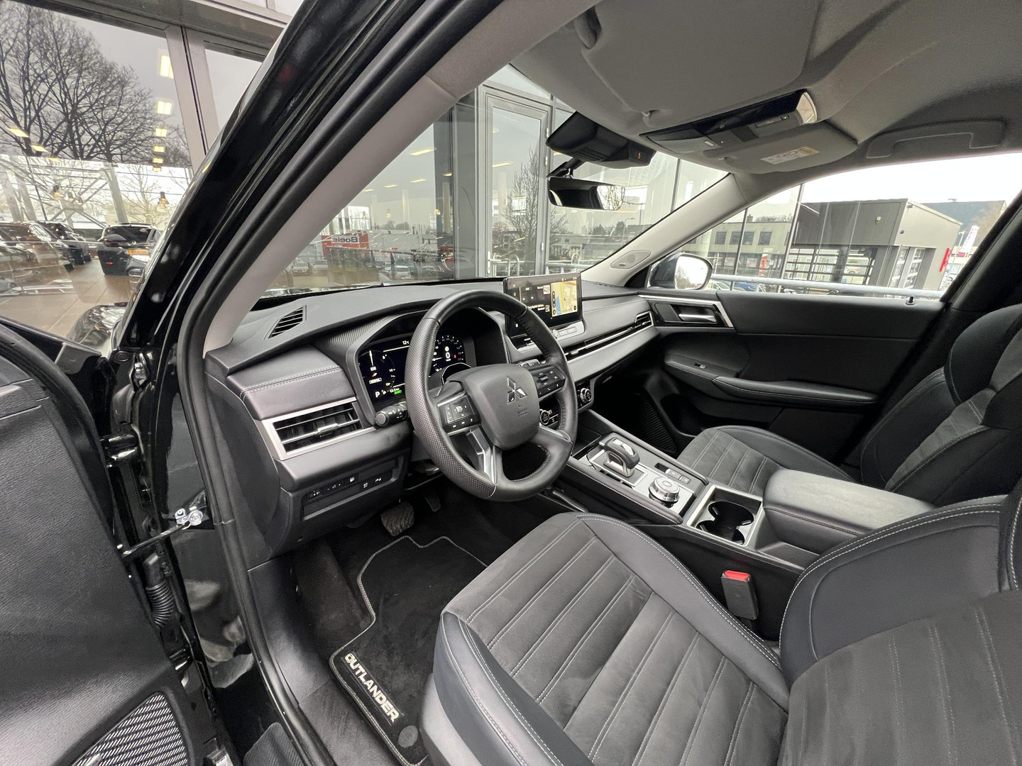 Mitsubishi Mitsubishi