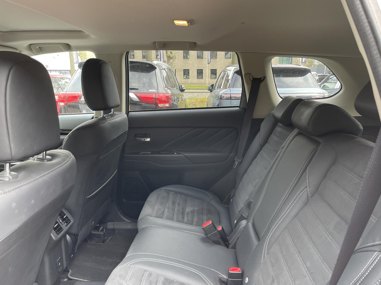 Mitsubishi Mitsubishi