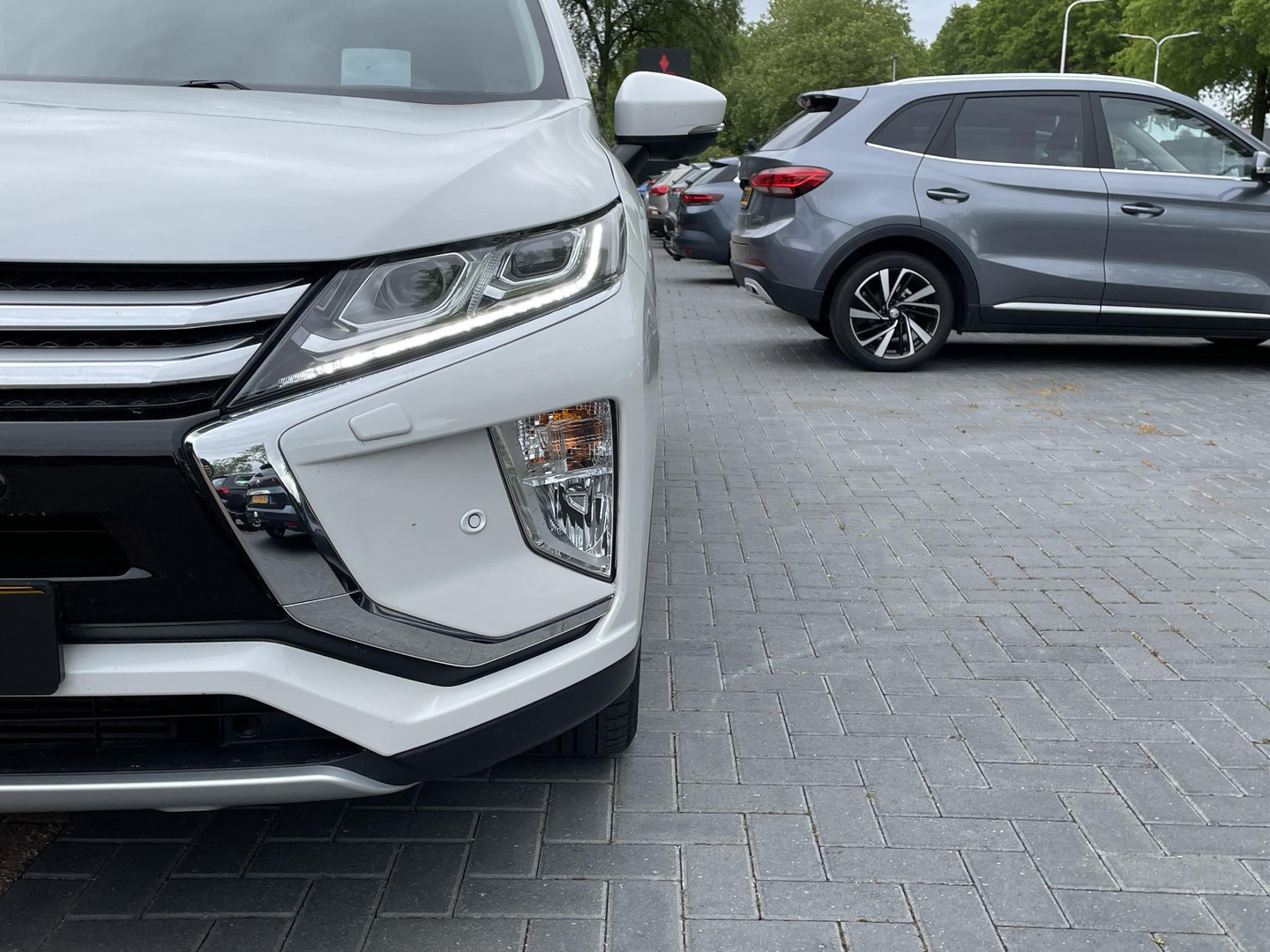 Mitsubishi Mitsubishi