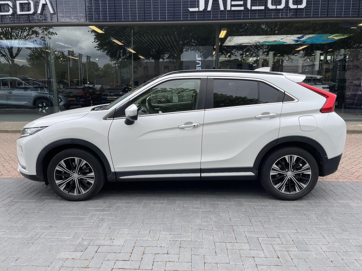 Mitsubishi Mitsubishi