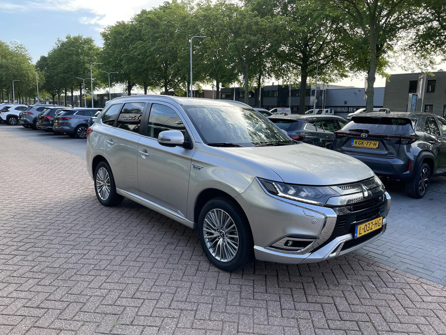 Mitsubishi Mitsubishi