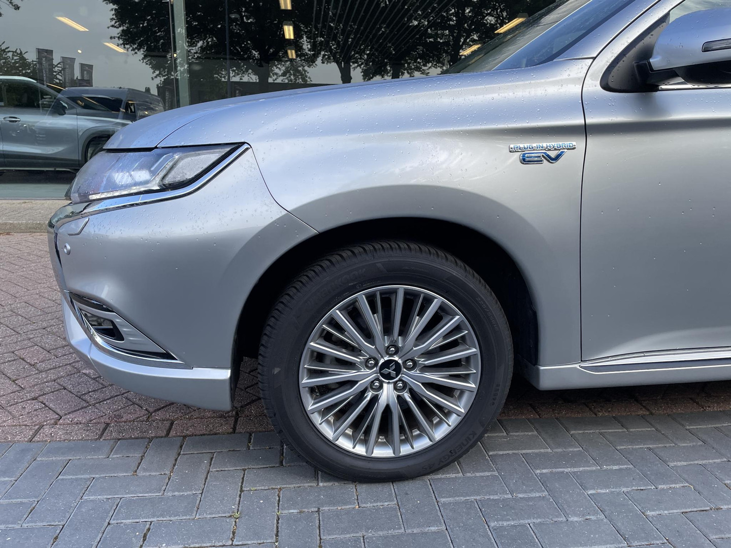 Mitsubishi Mitsubishi