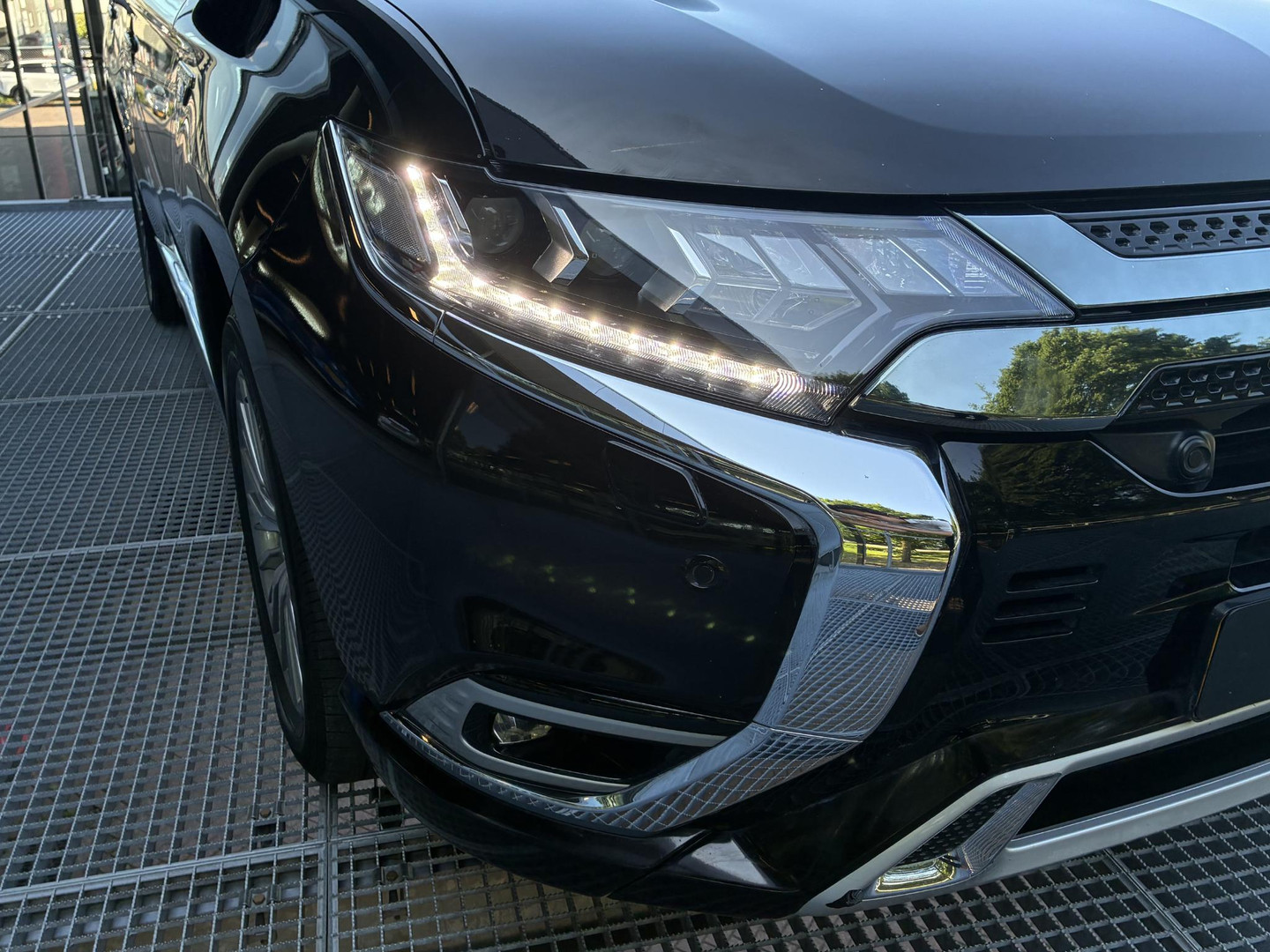 Mitsubishi Mitsubishi