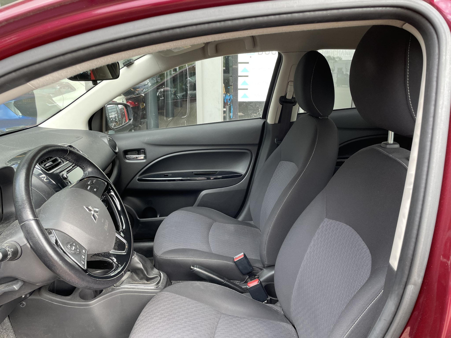 Mitsubishi Mitsubishi