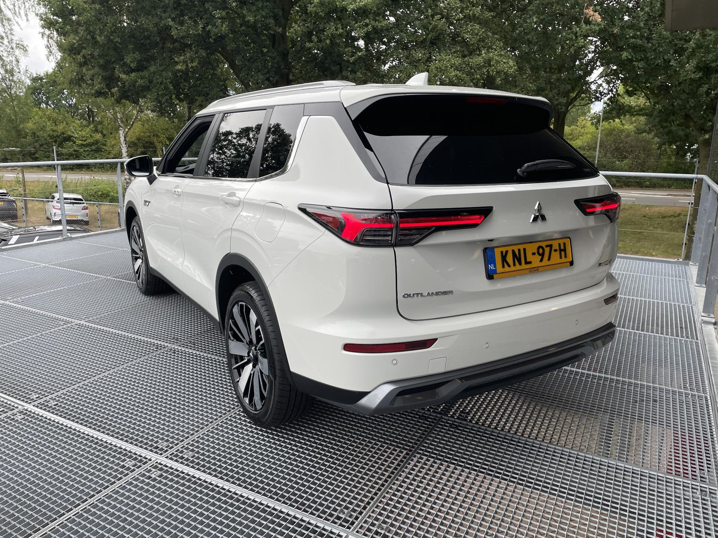 Mitsubishi Mitsubishi