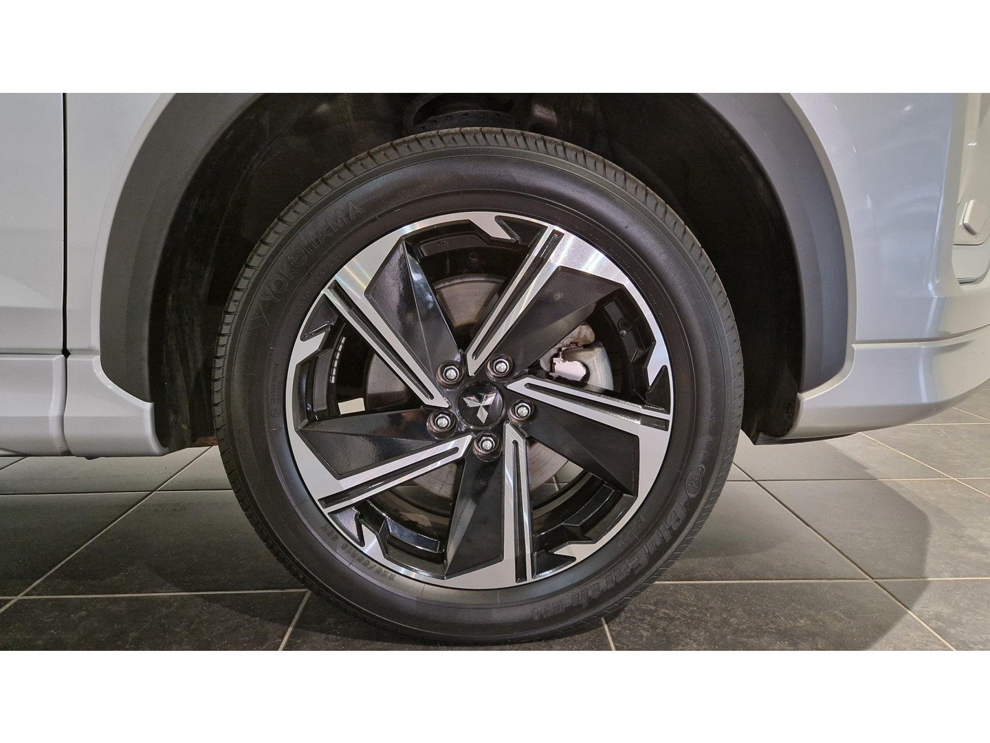 Mitsubishi Mitsubishi