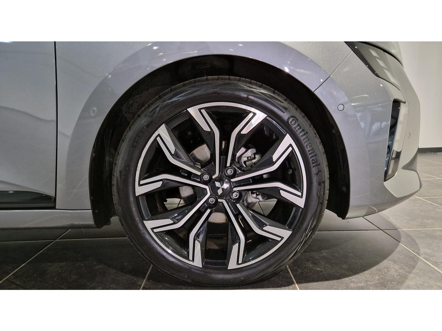 Mitsubishi Mitsubishi