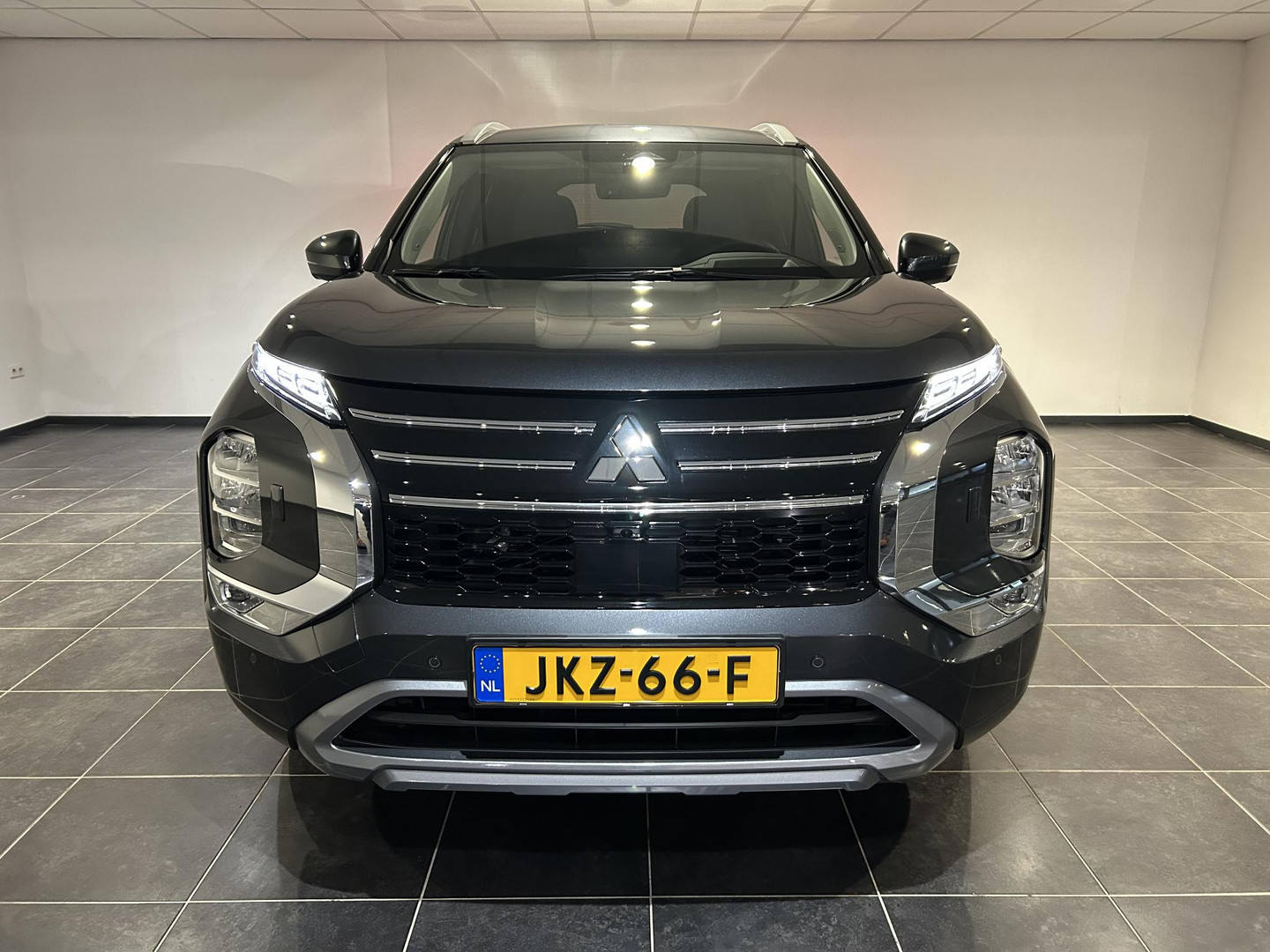 Mitsubishi Mitsubishi