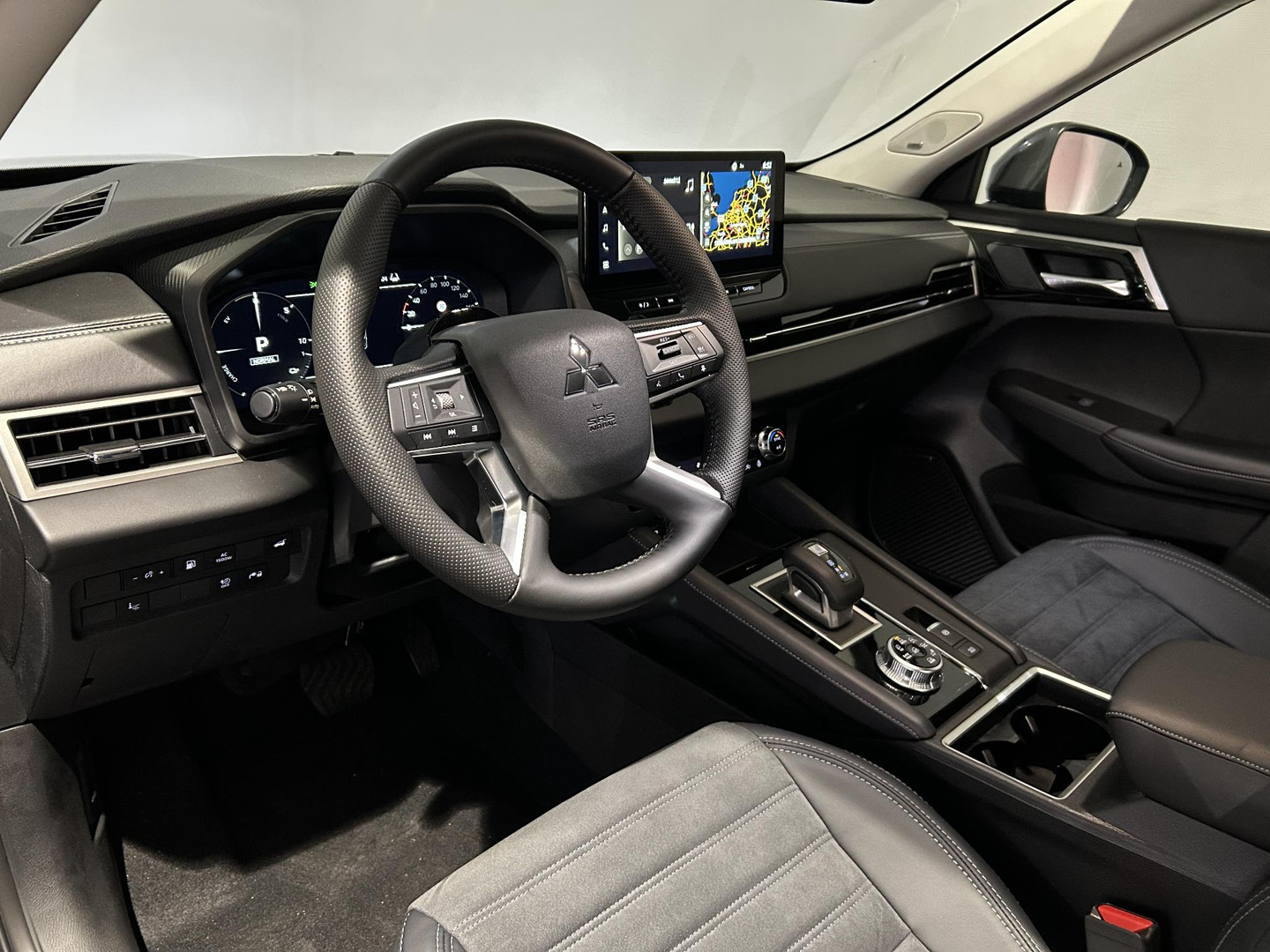 Mitsubishi Mitsubishi