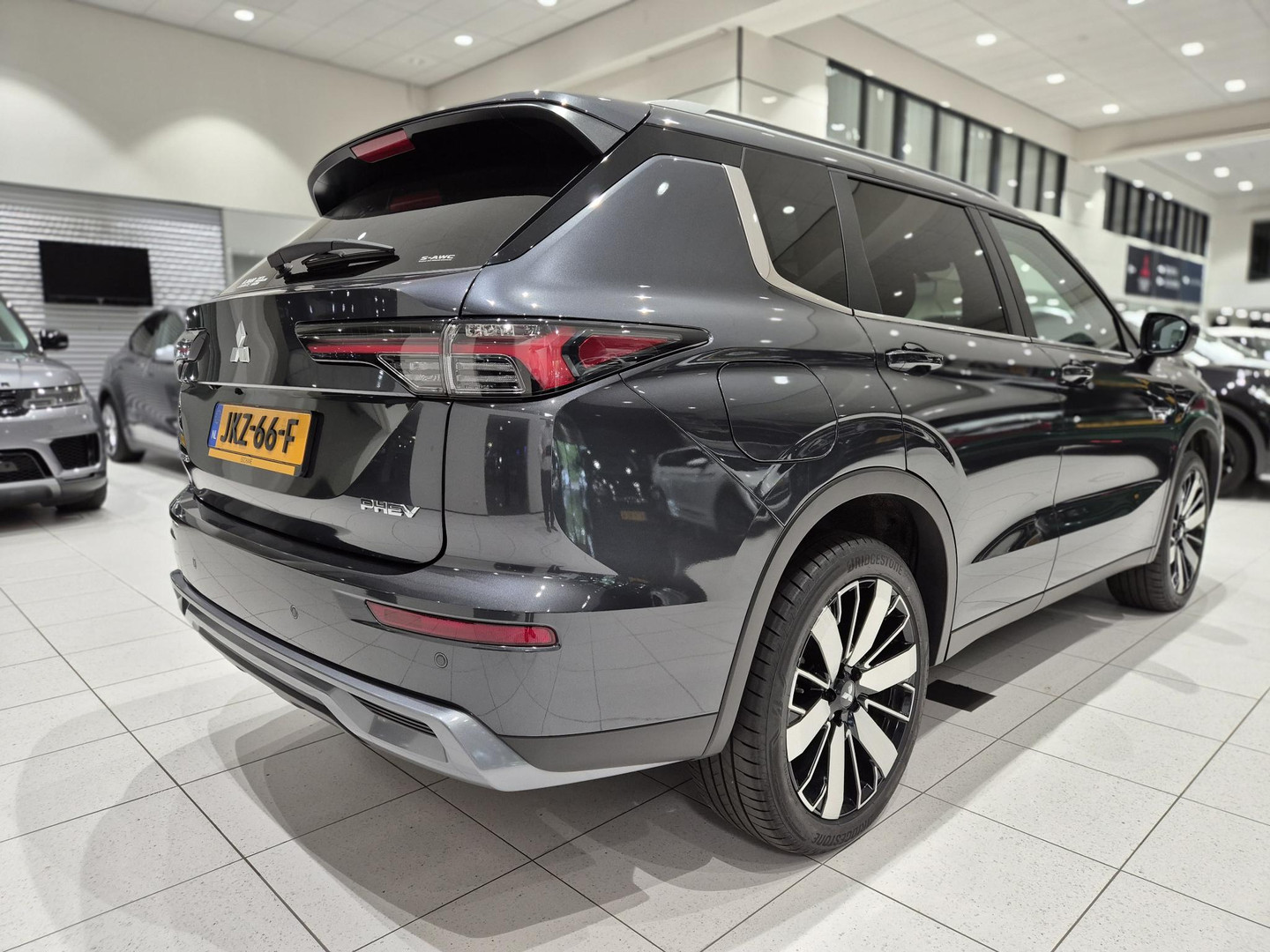 Mitsubishi Mitsubishi