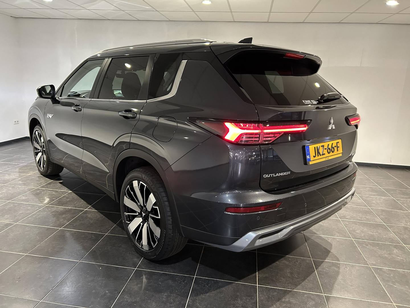 Mitsubishi Mitsubishi