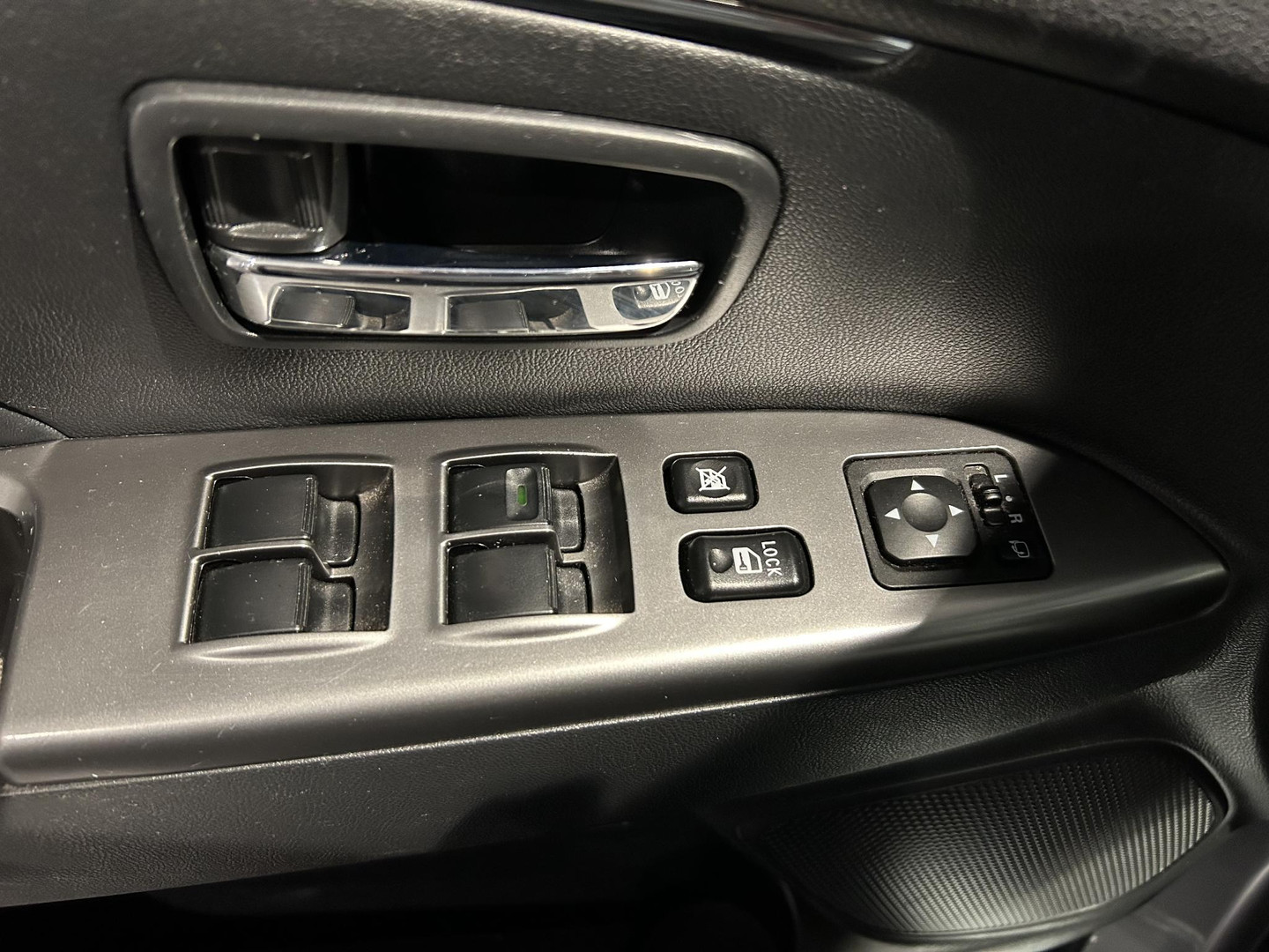 Mitsubishi Mitsubishi