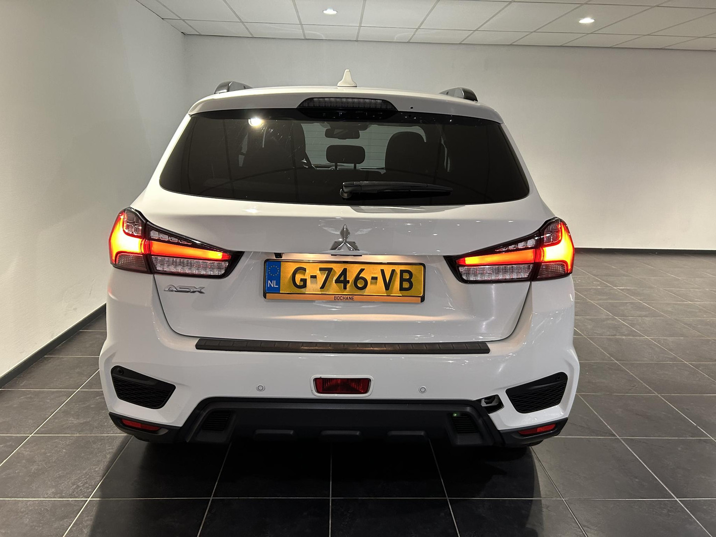 Mitsubishi Mitsubishi