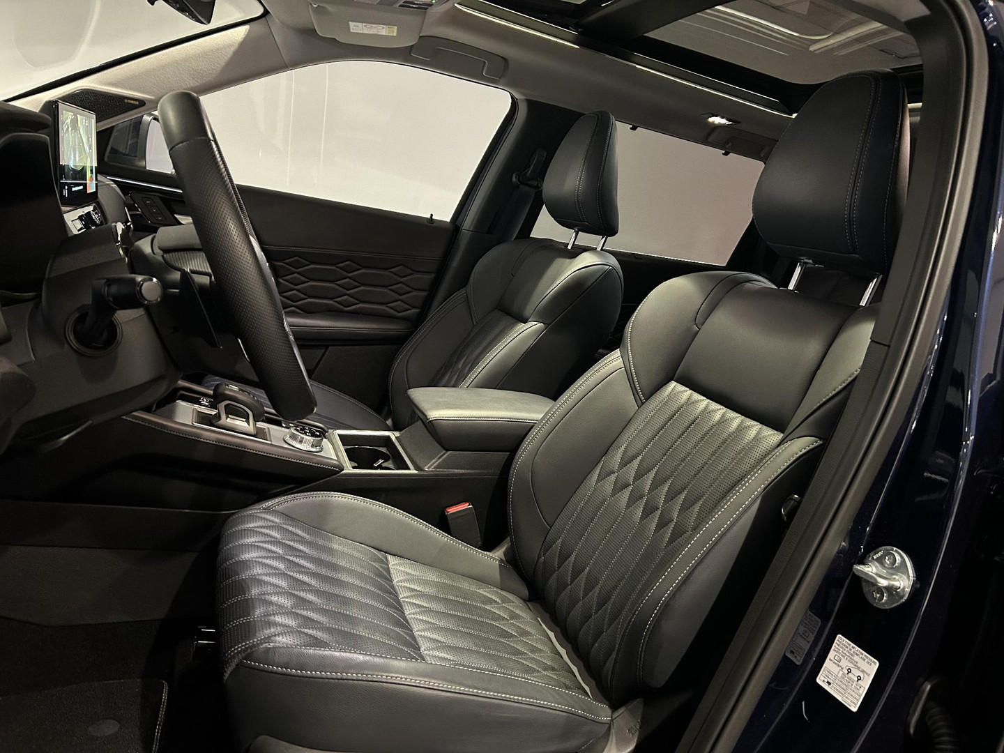 Mitsubishi Mitsubishi