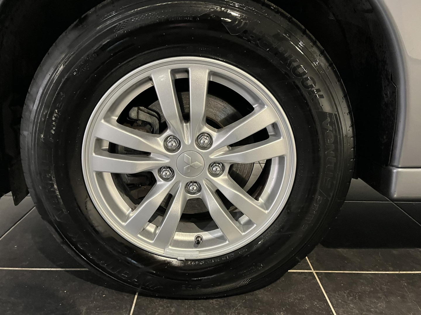 Mitsubishi Mitsubishi