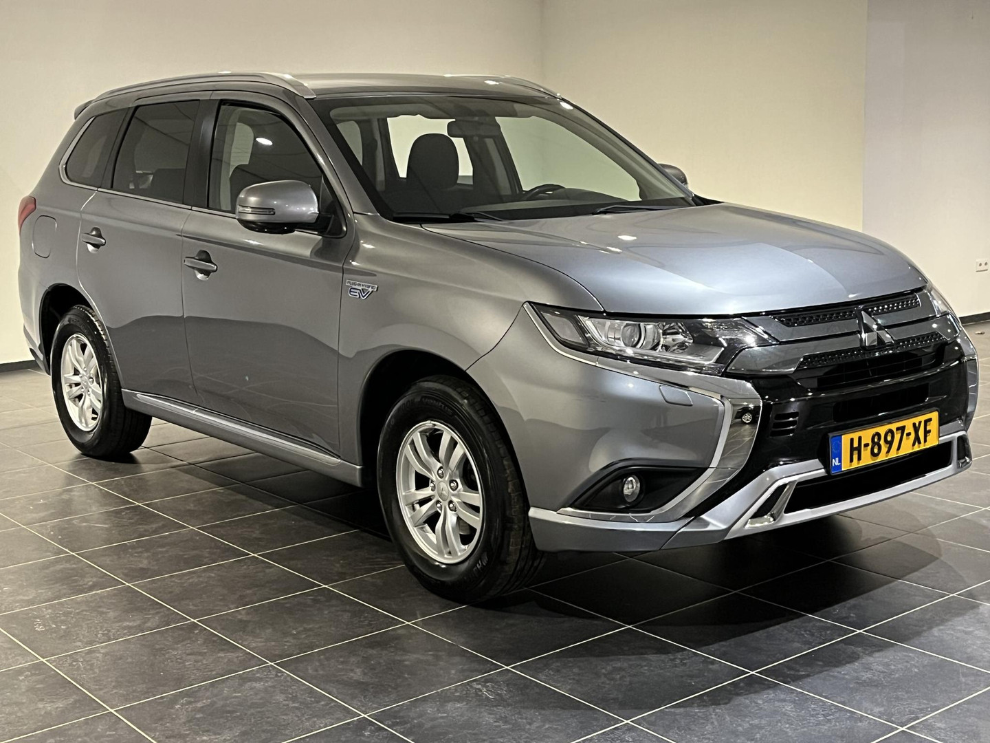 Mitsubishi Mitsubishi