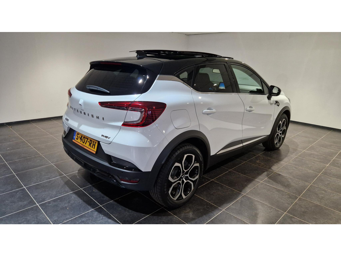 Mitsubishi Mitsubishi