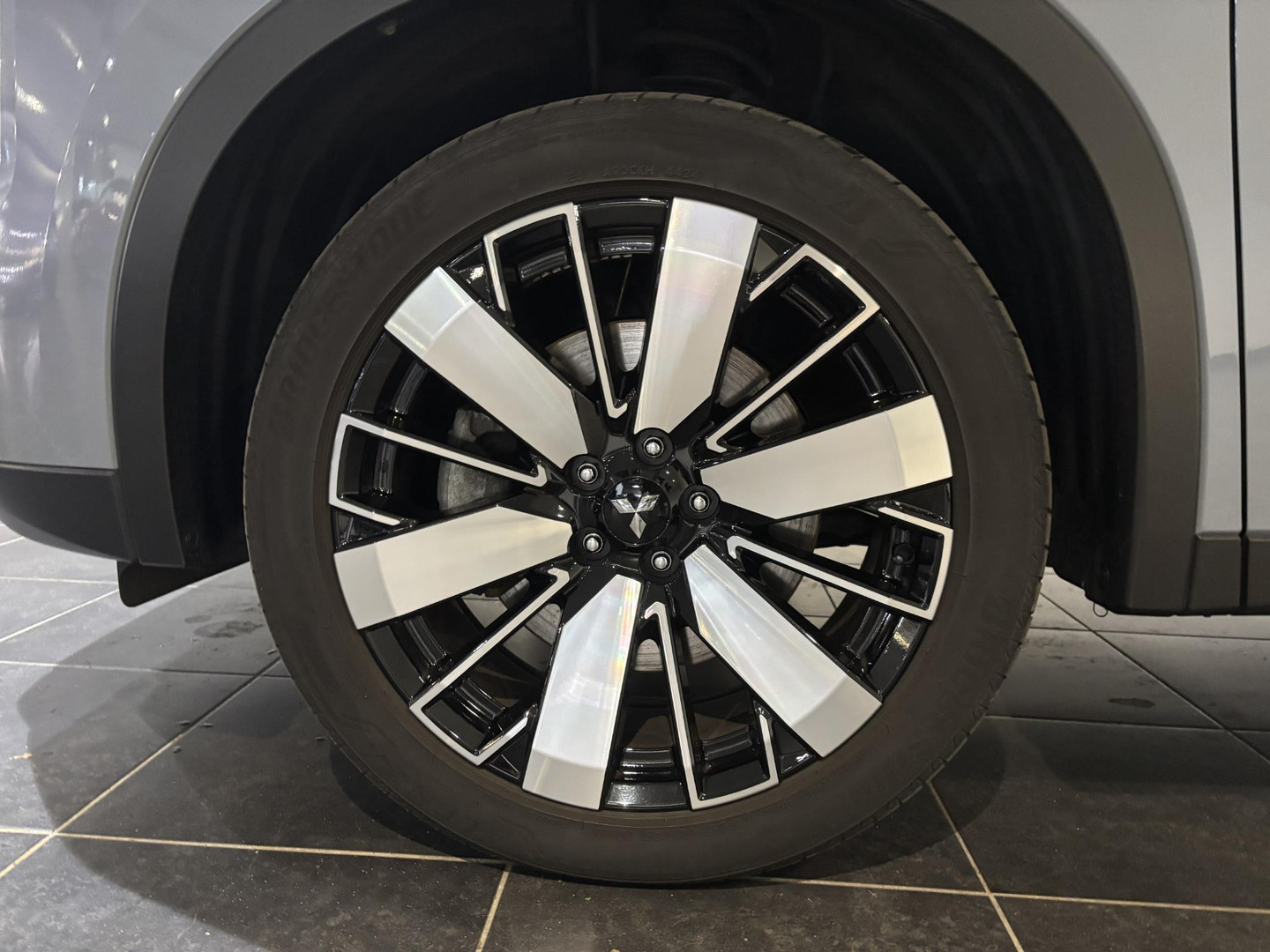 Mitsubishi Mitsubishi