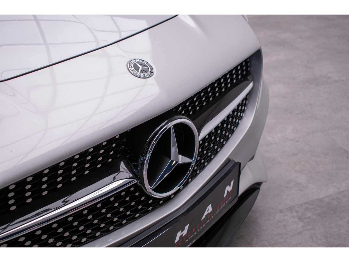Mercedes-Benz Mercedes-Benz