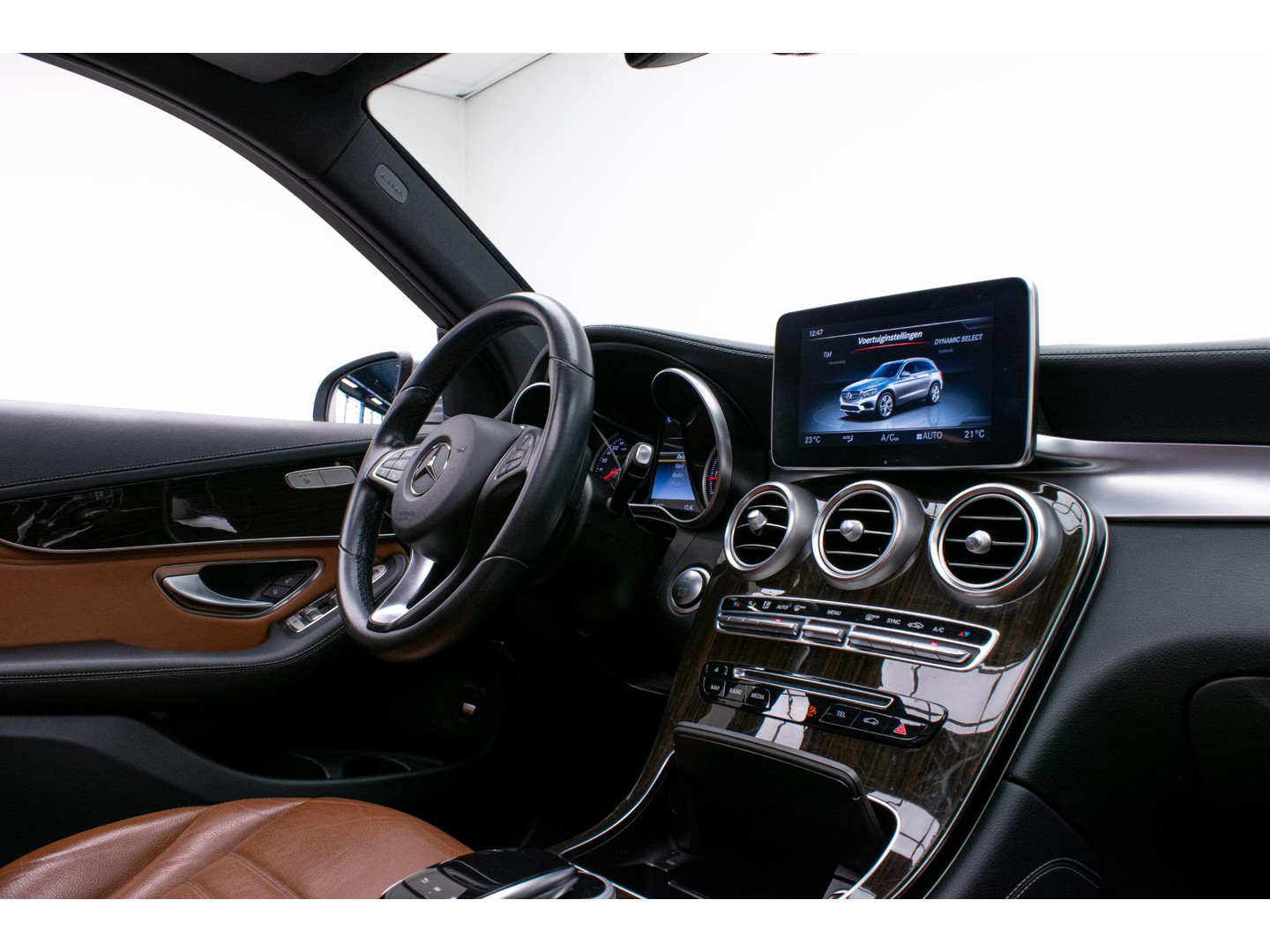 Mercedes-Benz Mercedes-Benz