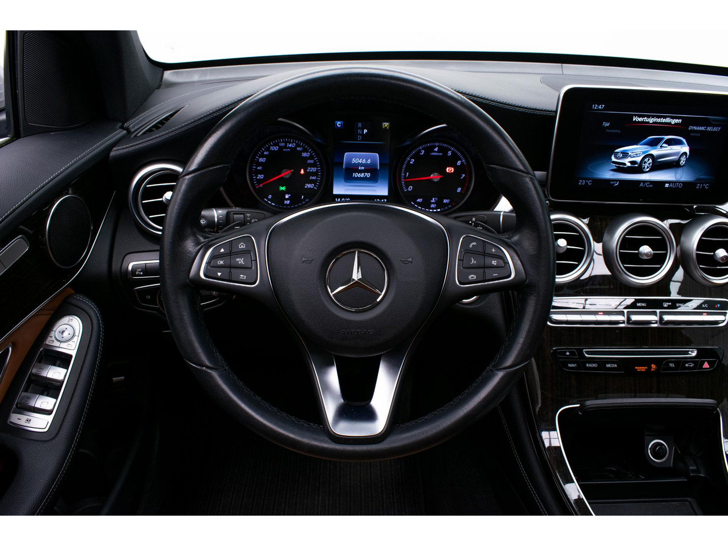 Mercedes-Benz Mercedes-Benz