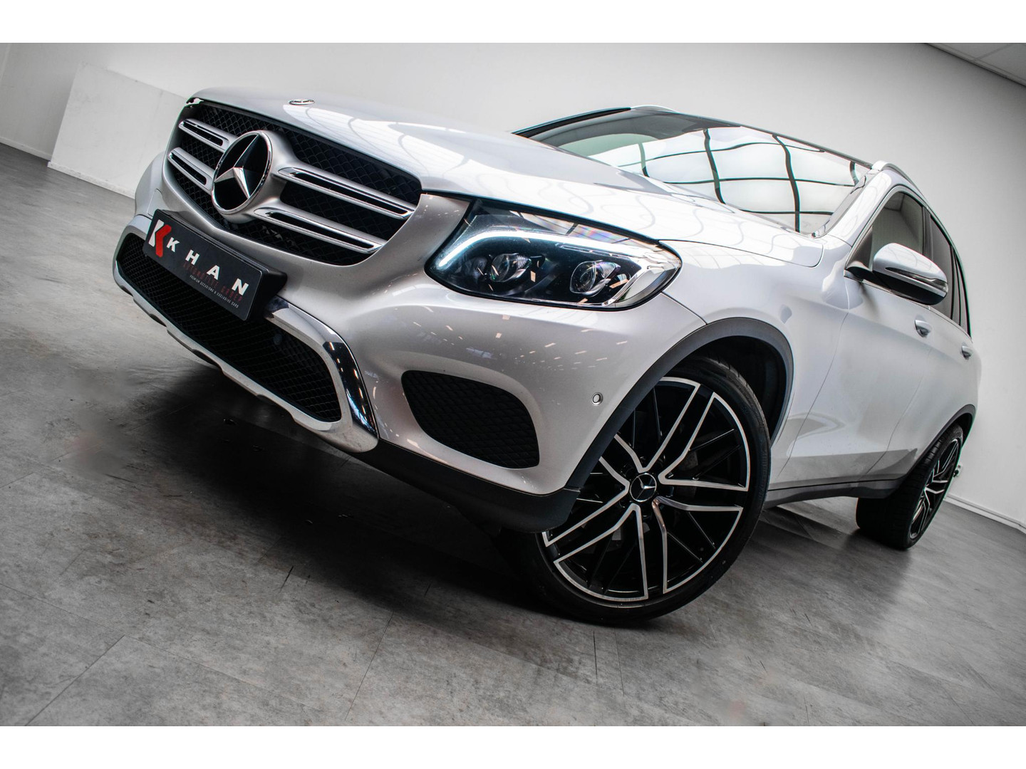 Mercedes-Benz Mercedes-Benz