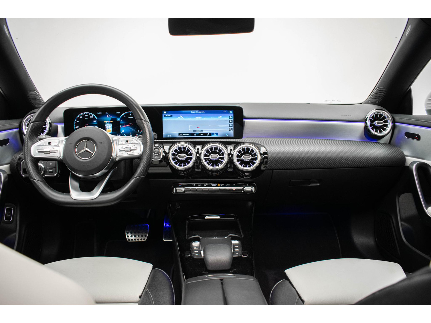 Mercedes-Benz Mercedes-Benz