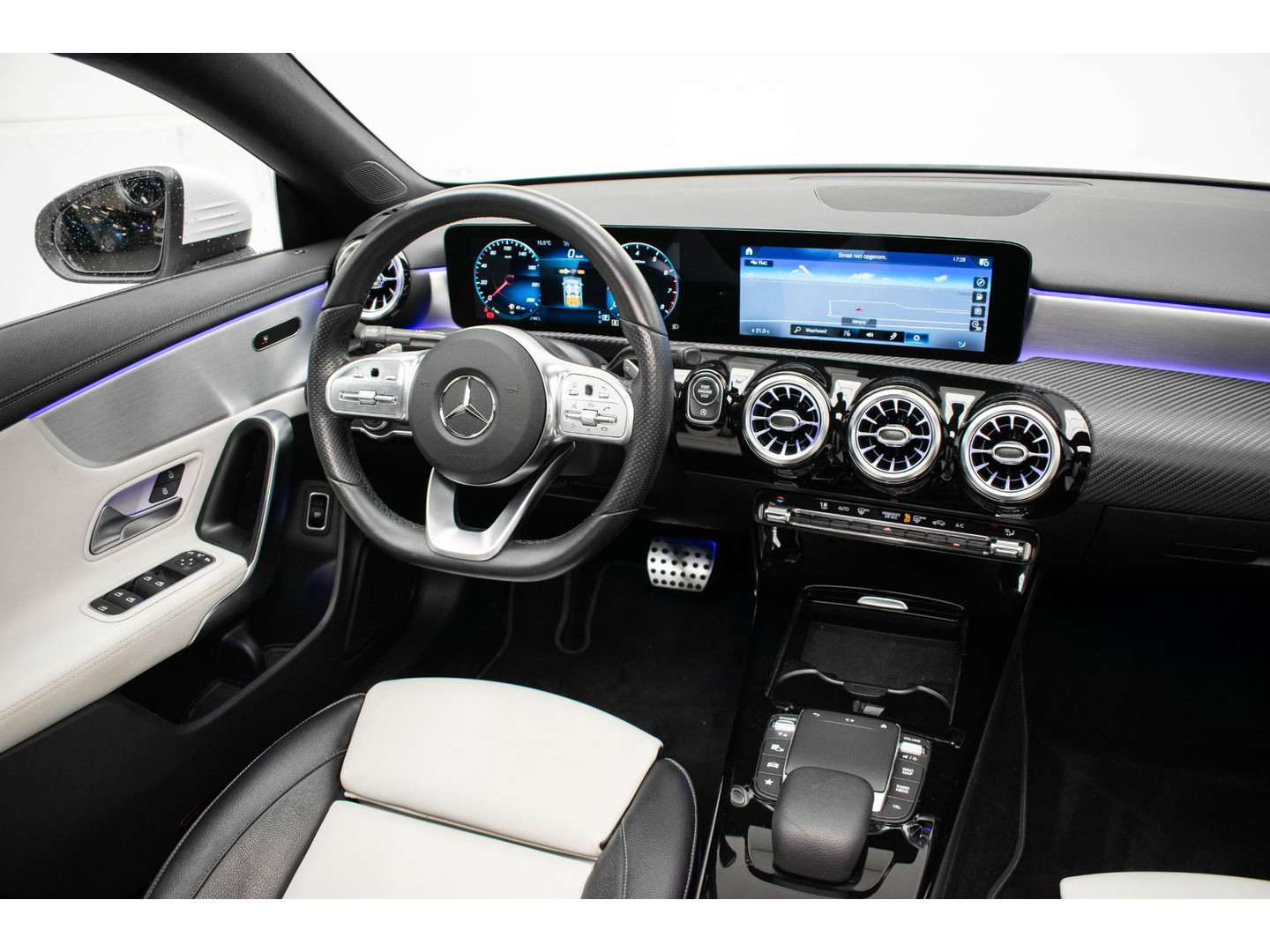 Mercedes-Benz Mercedes-Benz