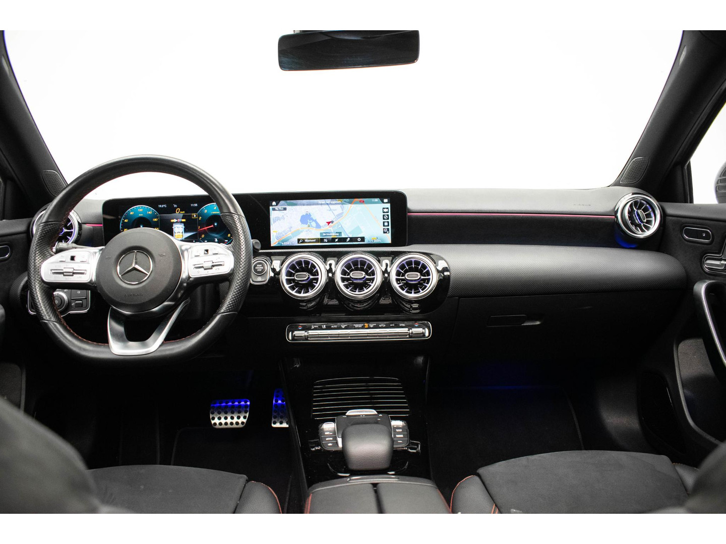 Mercedes-Benz Mercedes-Benz