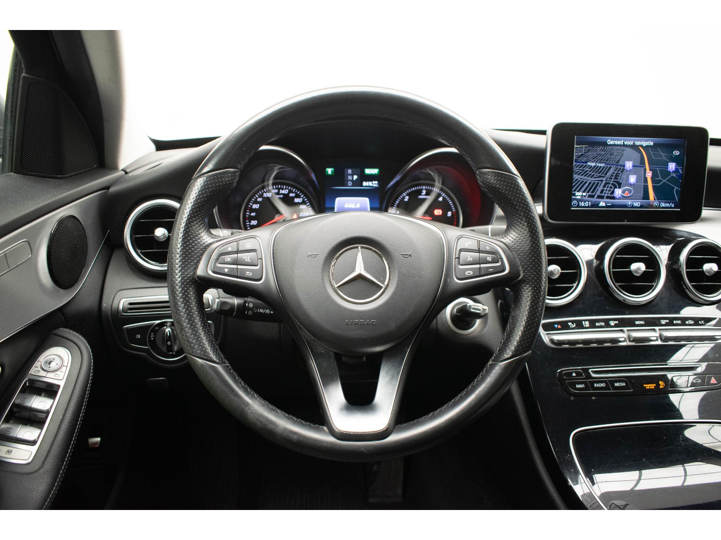 Mercedes-Benz Mercedes-Benz
