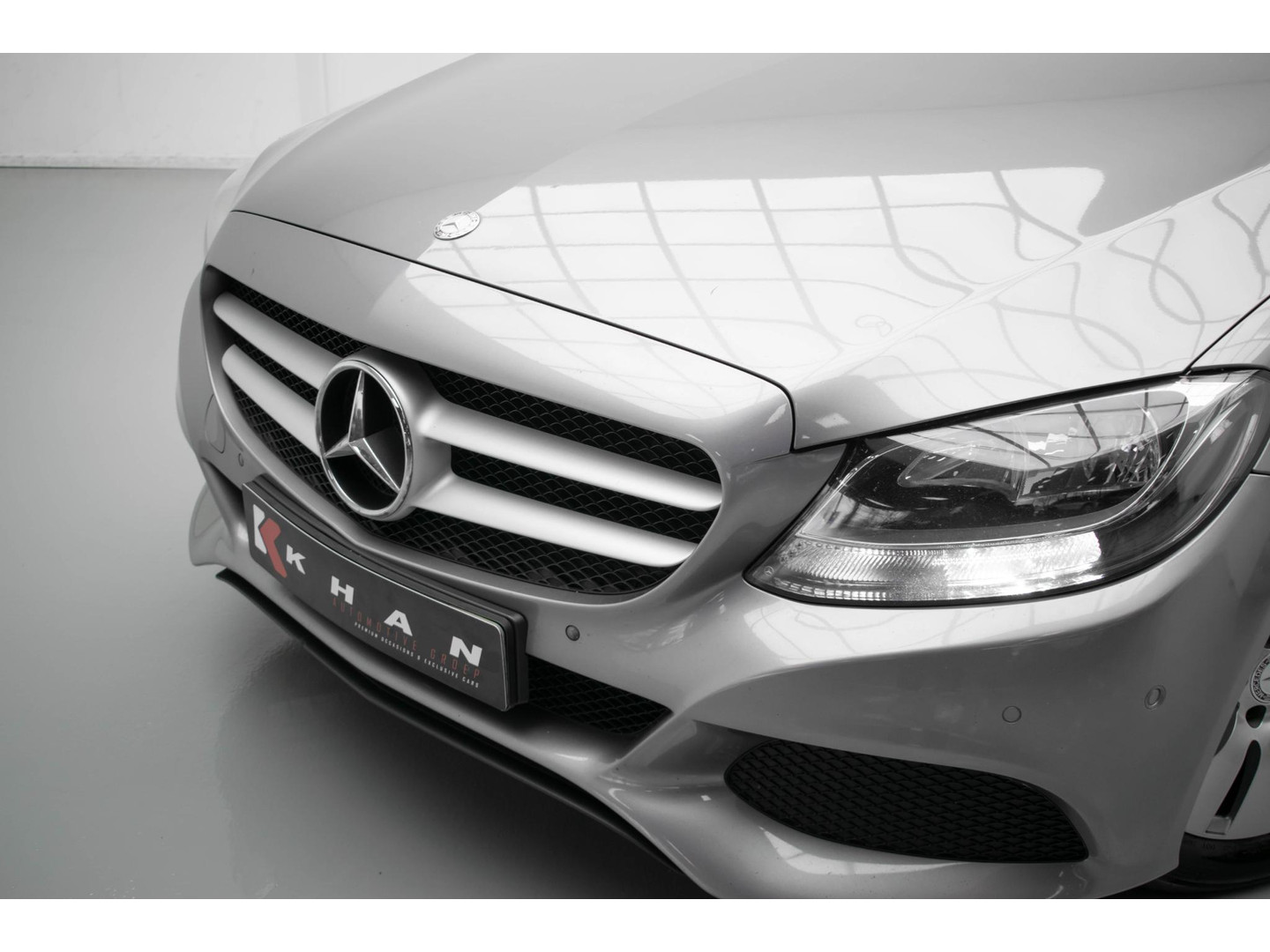 Mercedes-Benz Mercedes-Benz