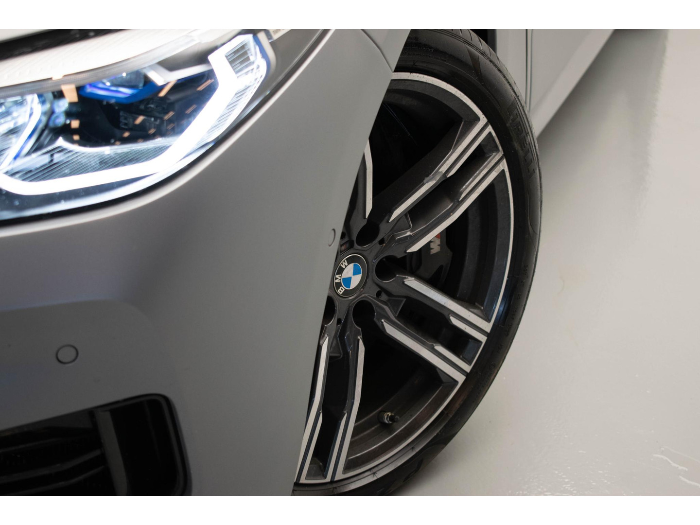 BMW BMW