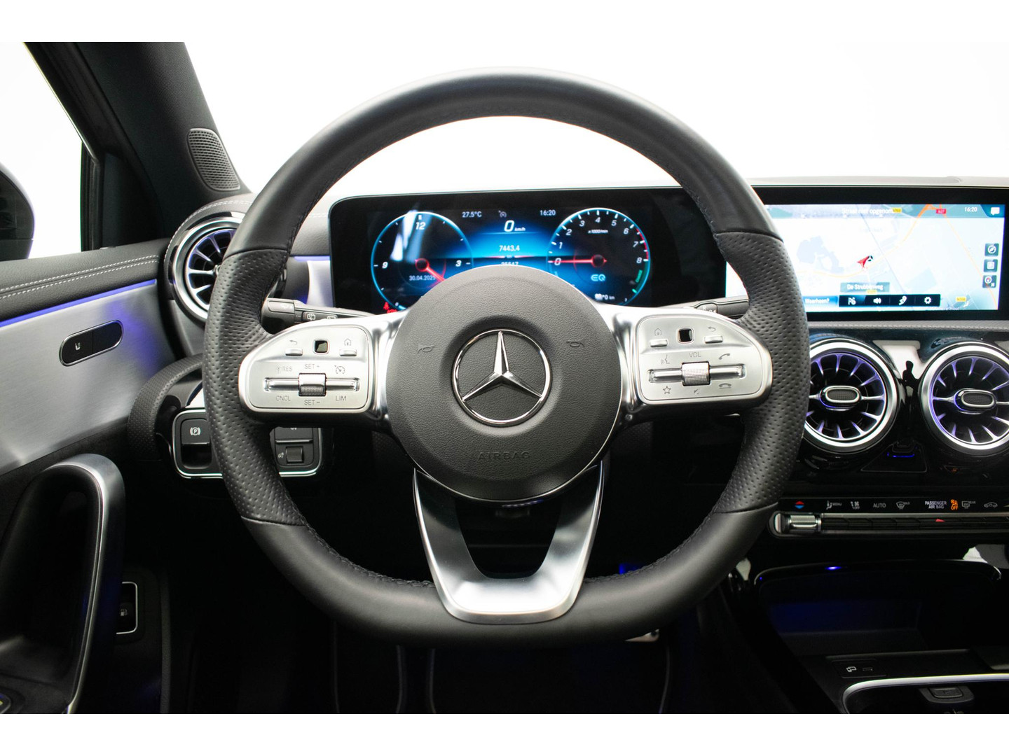 Mercedes-Benz Mercedes-Benz