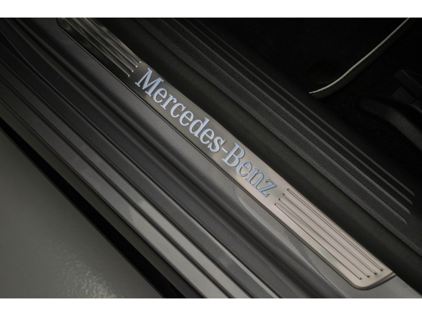 Mercedes-Benz Mercedes-Benz