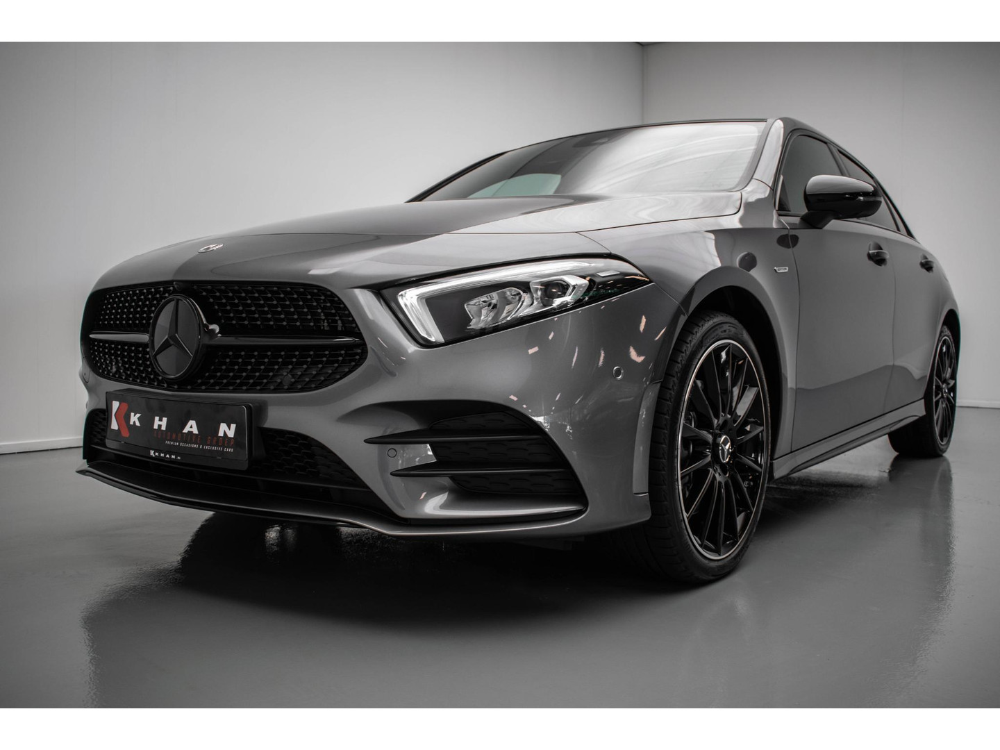 Mercedes-Benz Mercedes-Benz