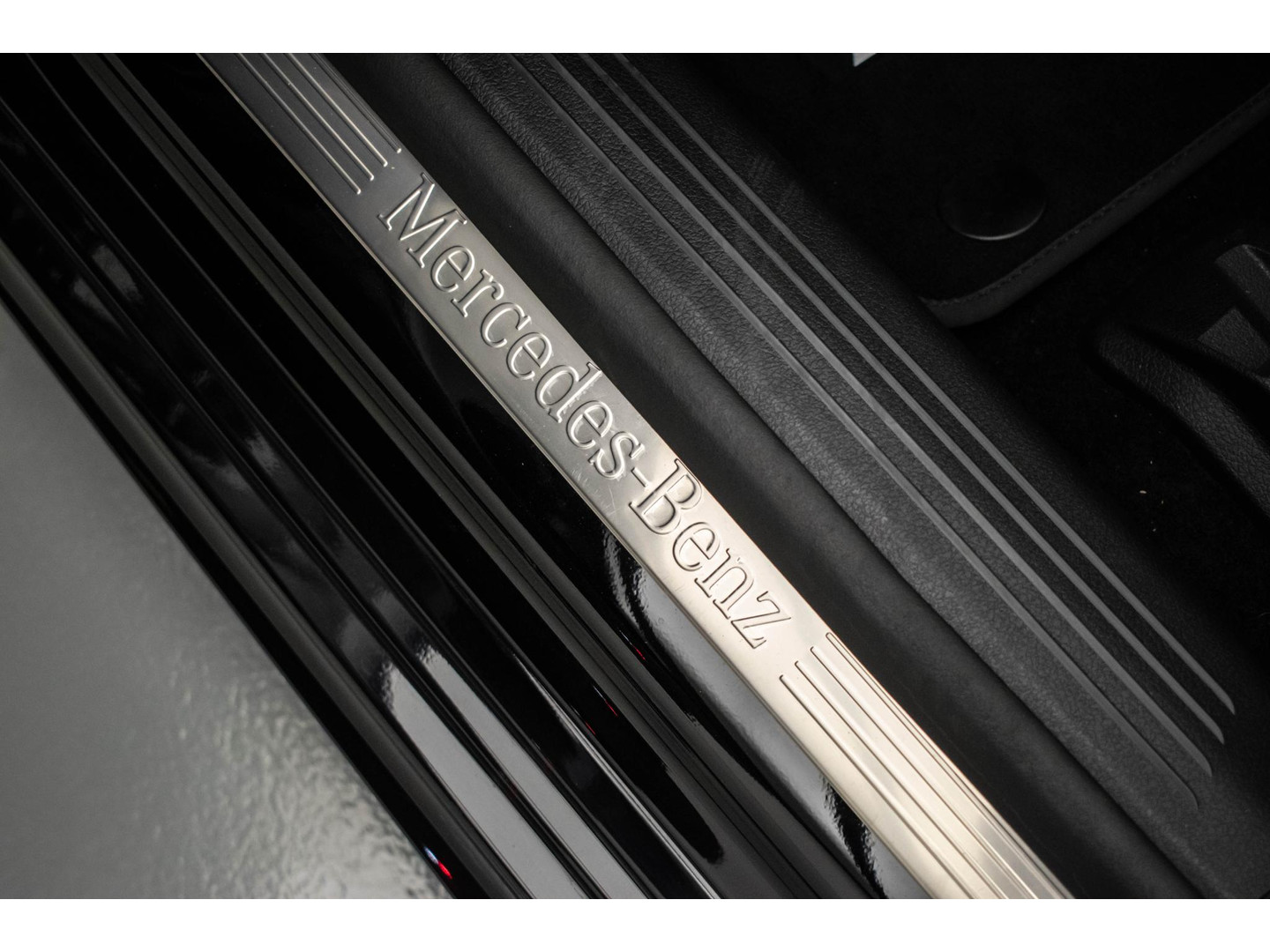 Mercedes-Benz Mercedes-Benz