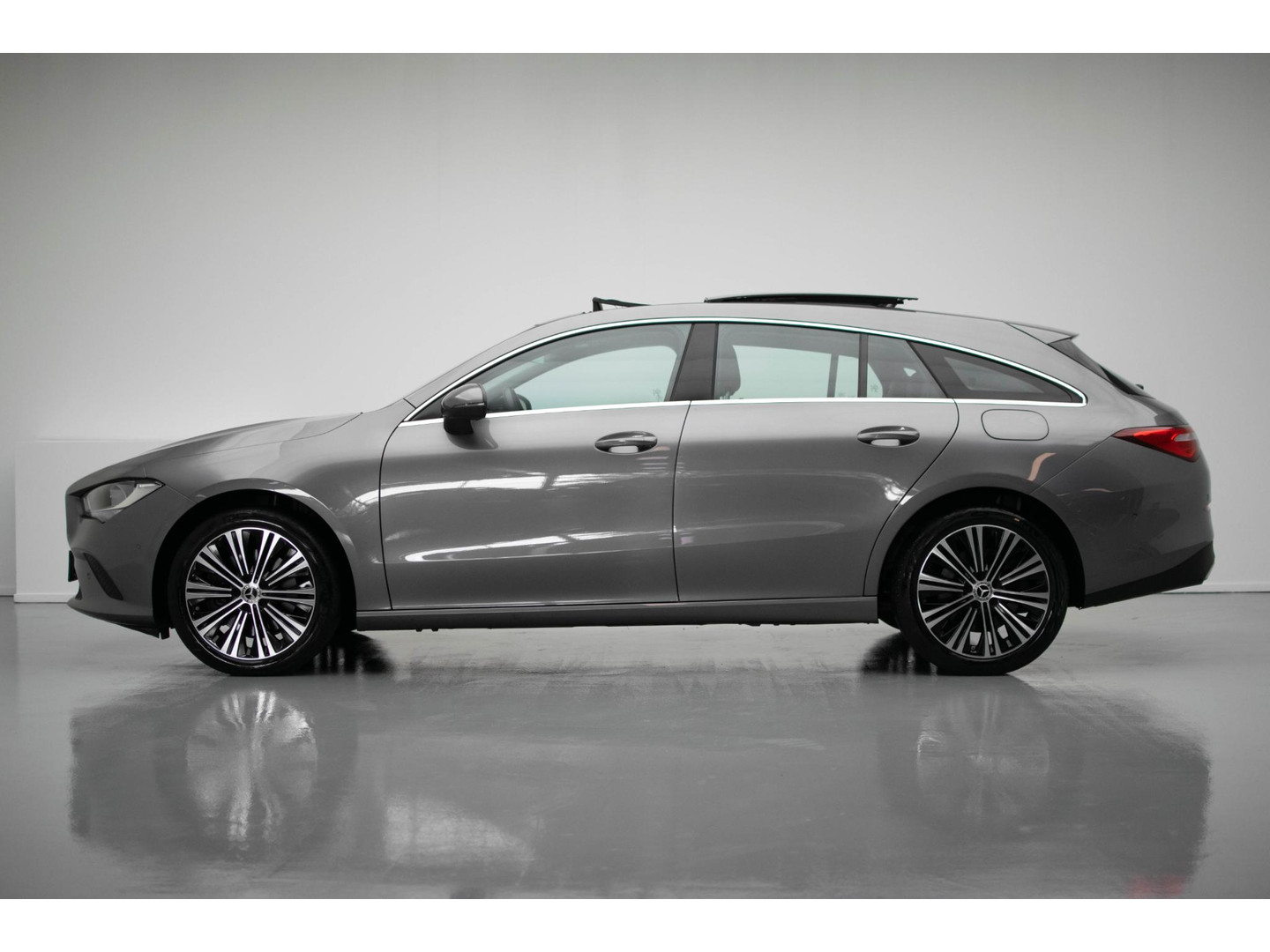 Mercedes-Benz Mercedes-Benz