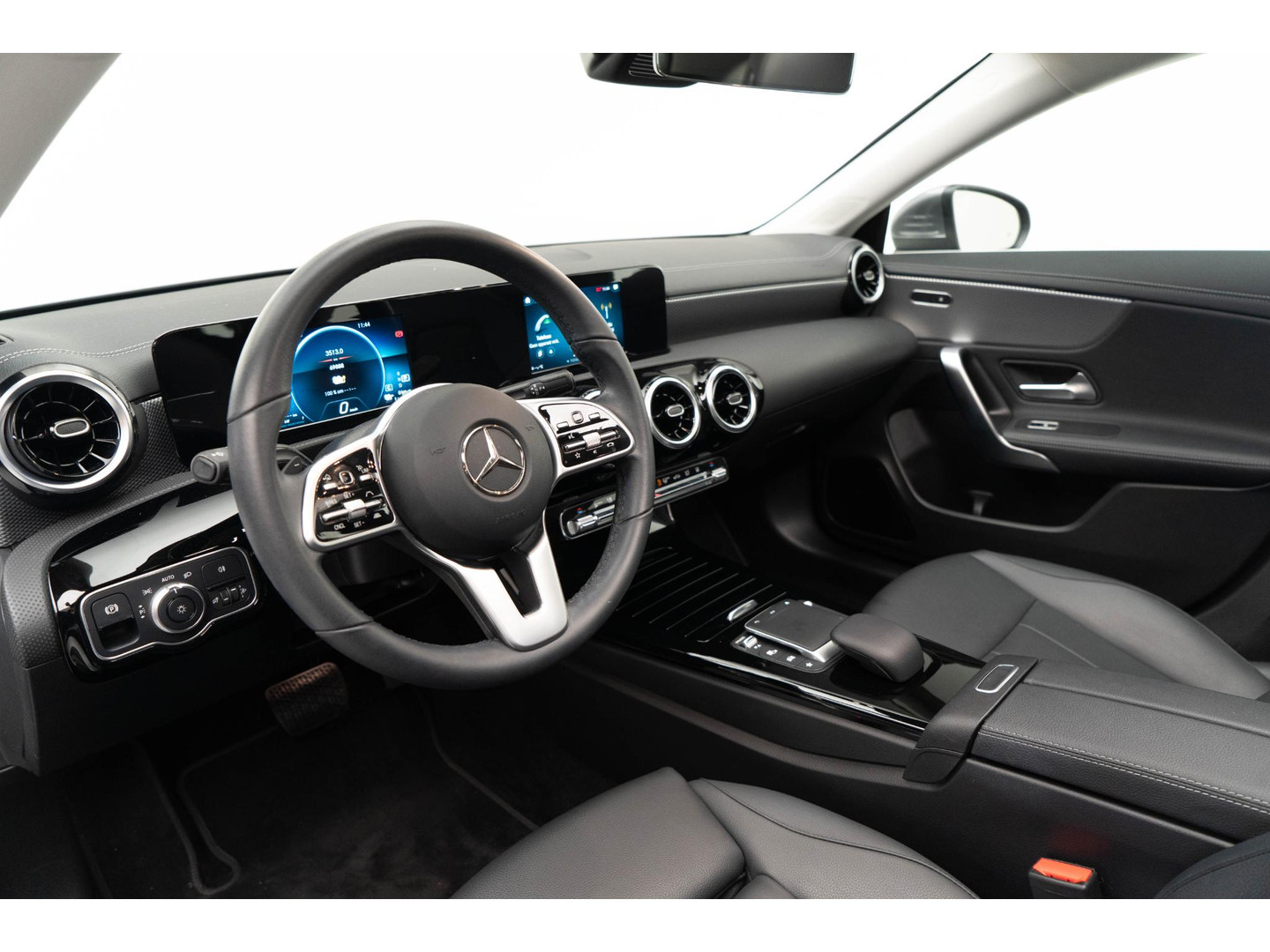 Mercedes-Benz Mercedes-Benz