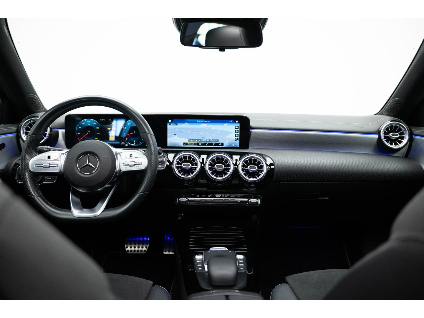 Mercedes-Benz Mercedes-Benz
