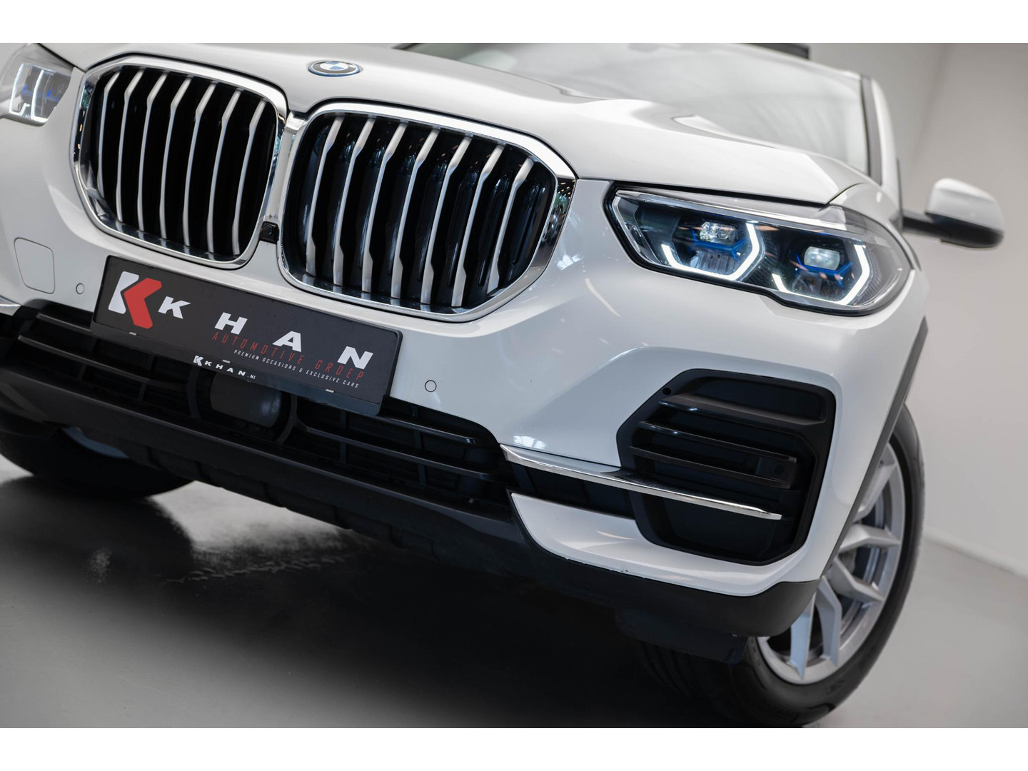 BMW BMW