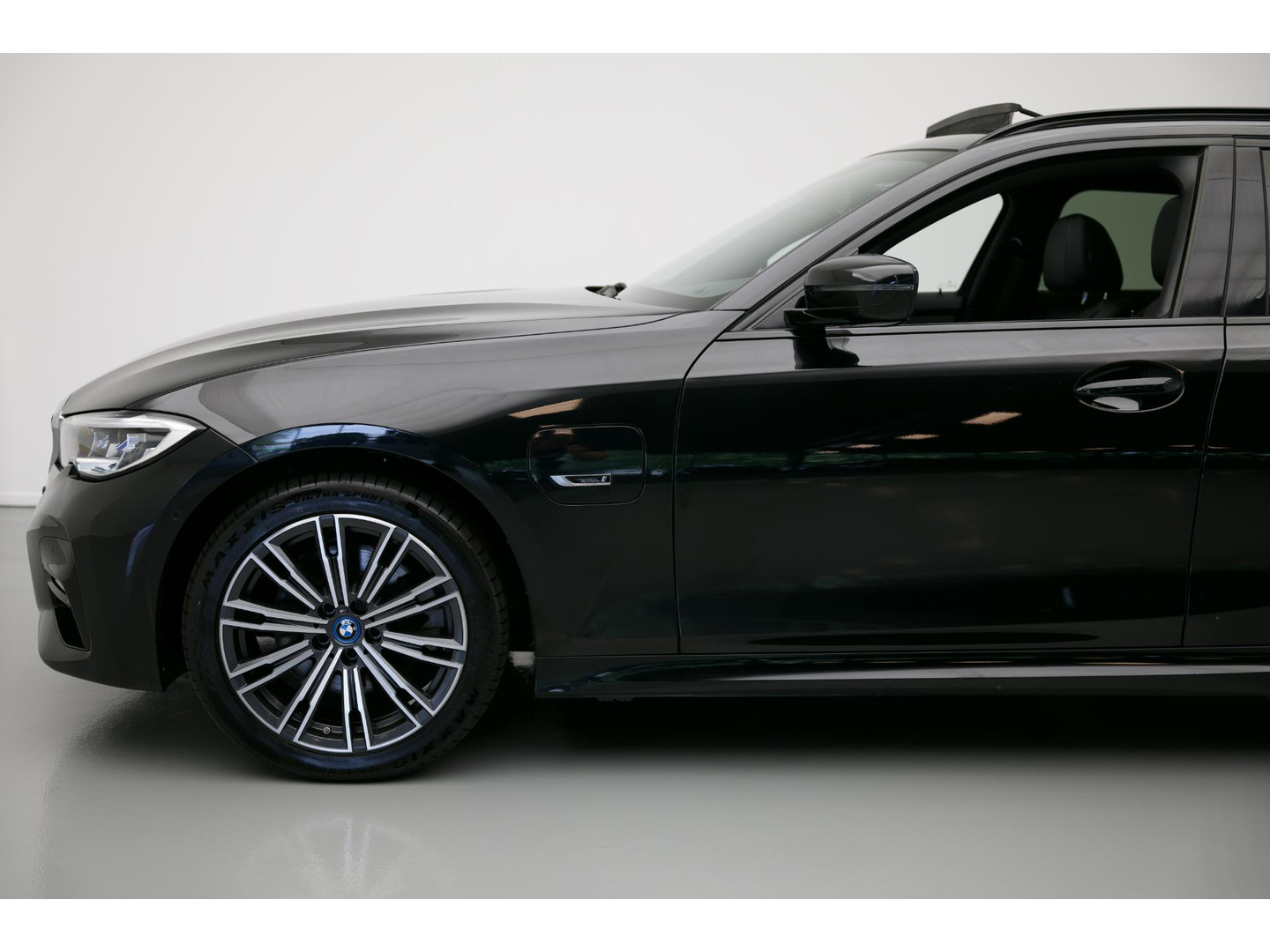 BMW BMW